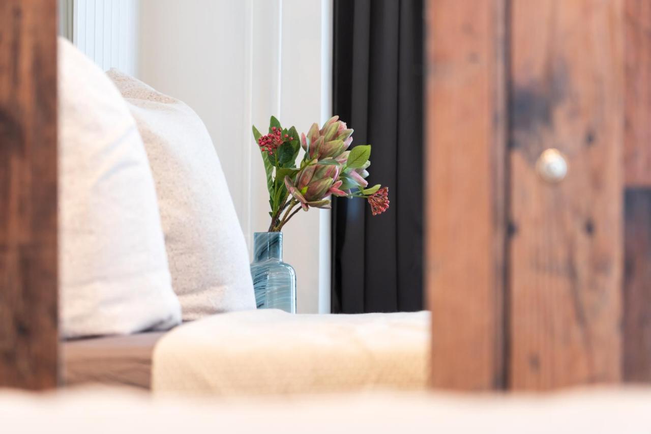 The Koburger Vh, Studio For Up To 4 With High Bed Berlin Bagian luar foto