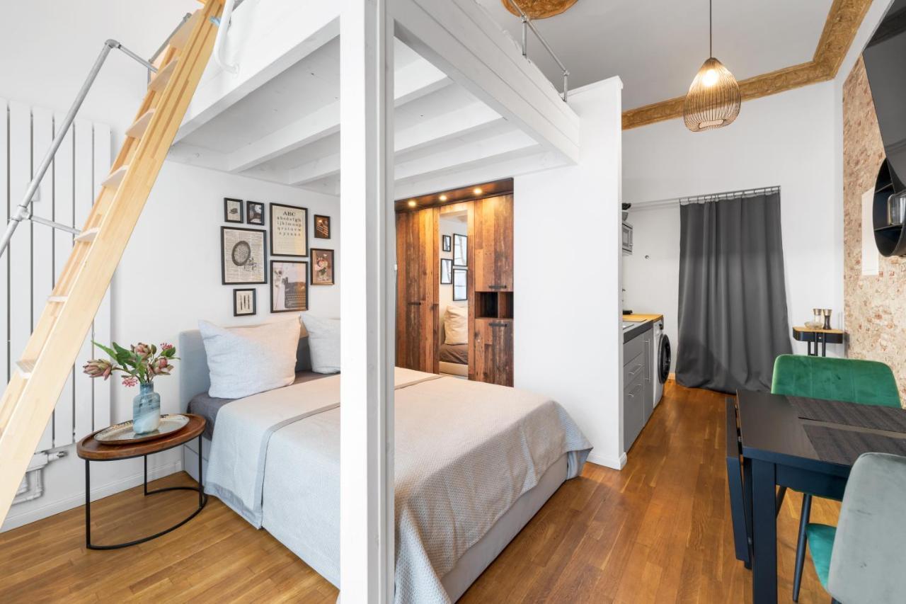 The Koburger Vh, Studio For Up To 4 With High Bed Berlin Bagian luar foto